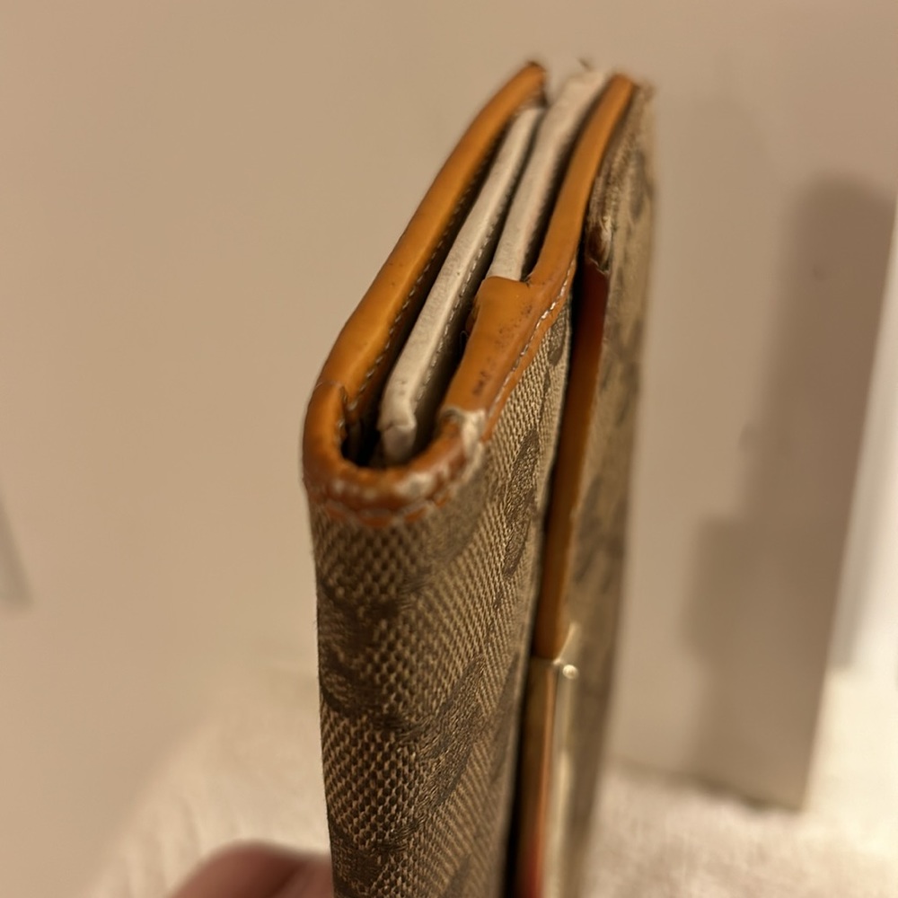 Gucci GG Brown Cream Hawaii Exclusive 112715 Long Bi-fold Wallet Leather Trim - Picture 16 of 17